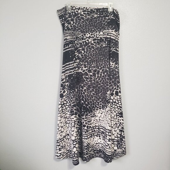 LuLaRoe Maxi Skirt Black White 2XL Plus Size Animal Print Stretch Long Comfy - Picture 7 of 8